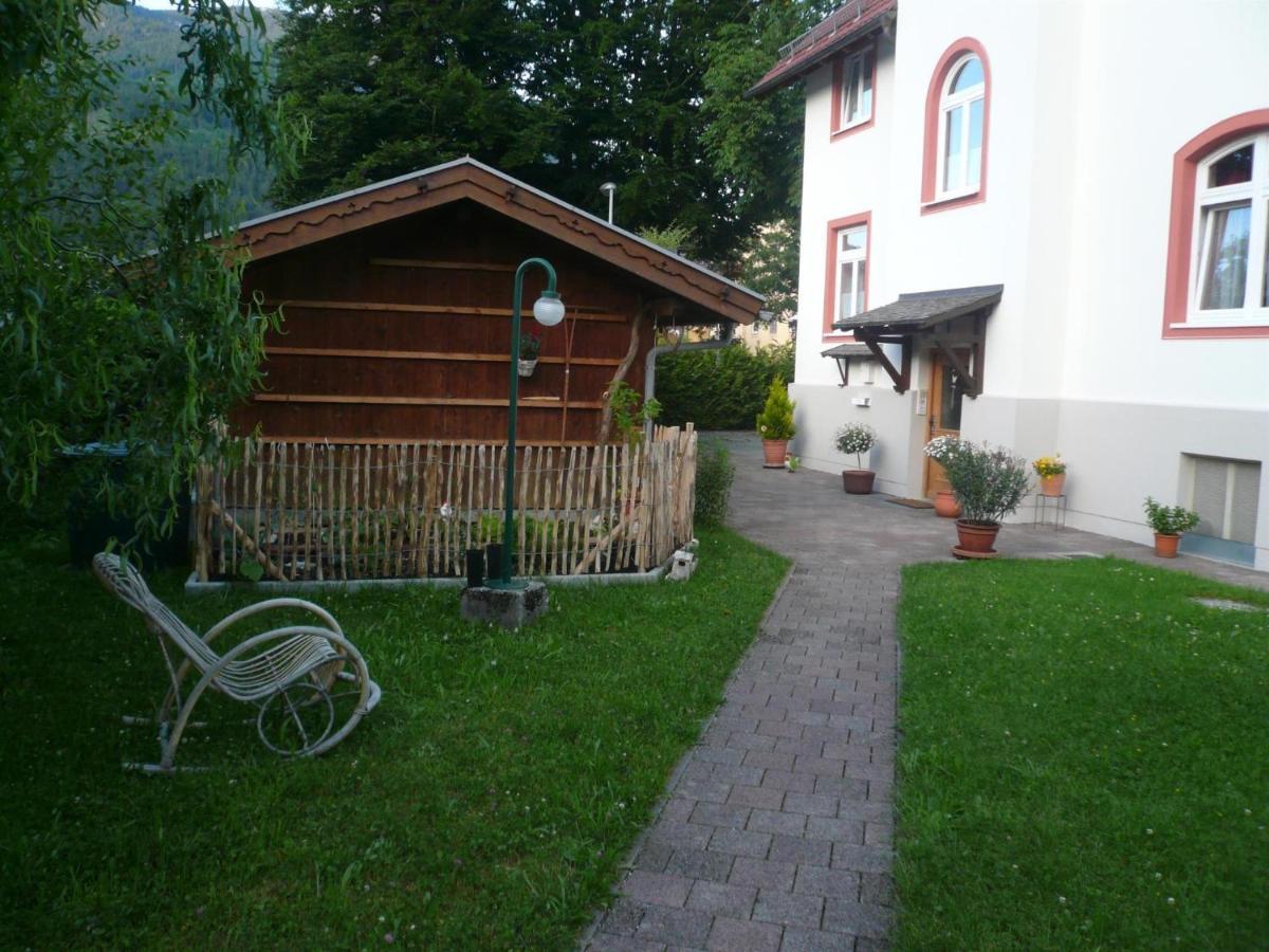 Apartments Alte Villa Гарміш-Партенкірхен Екстер'єр фото